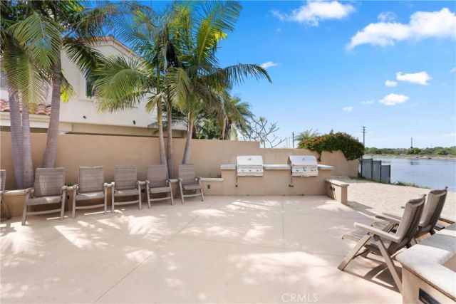 347 Walnut, Newport Beach, CA 92663