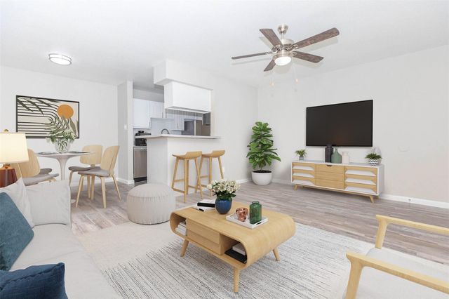 21717 Inverness Forest Boulevard 1903, Houston, TX 77073