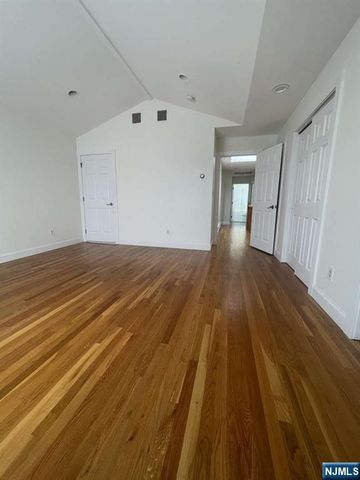 2425 1st Street, Fort Lee, NJ 07024