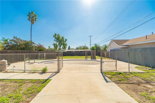 545 W Locust, Ontario, CA 91762
