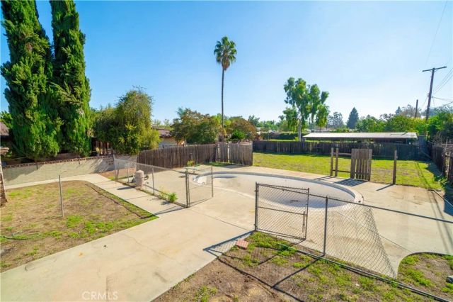 545 W Locust, Ontario, CA 91762