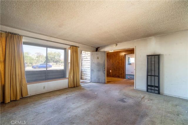 545 W Locust, Ontario, CA 91762