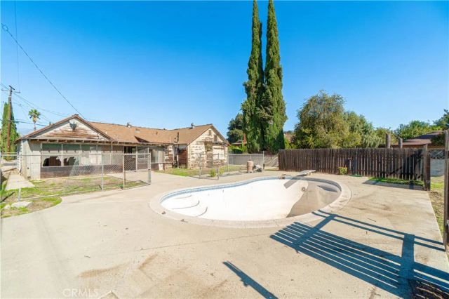 545 W Locust, Ontario, CA 91762