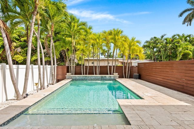 919 Hollywood Boulevard, Hollywood, FL 33019