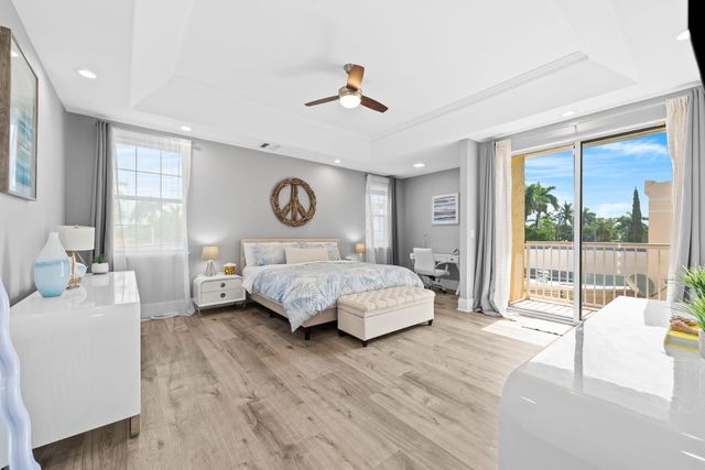 919 Hollywood Boulevard, Hollywood, FL 33019