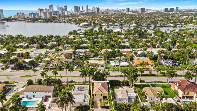 919 Hollywood Boulevard, Hollywood, FL 33019