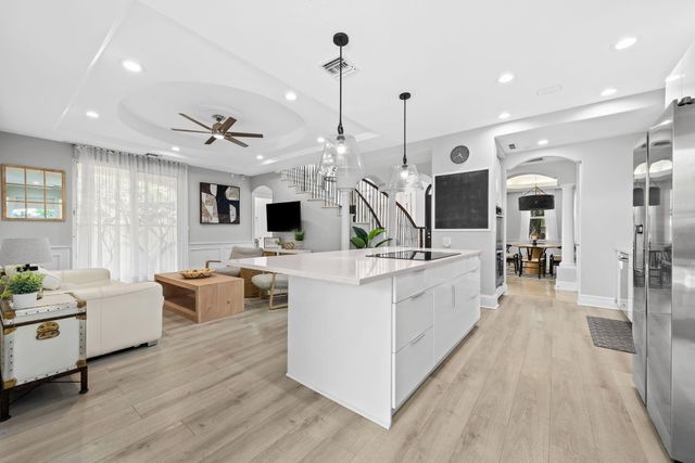 919 Hollywood Boulevard, Hollywood, FL 33019
