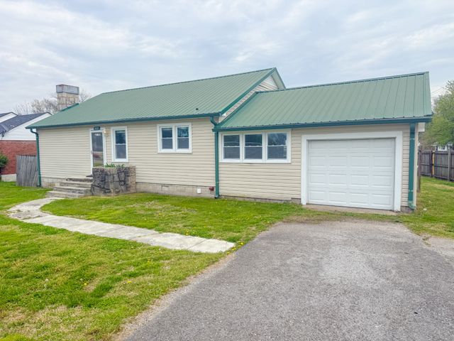 1021 Mill St, Pulaski, TN 38478