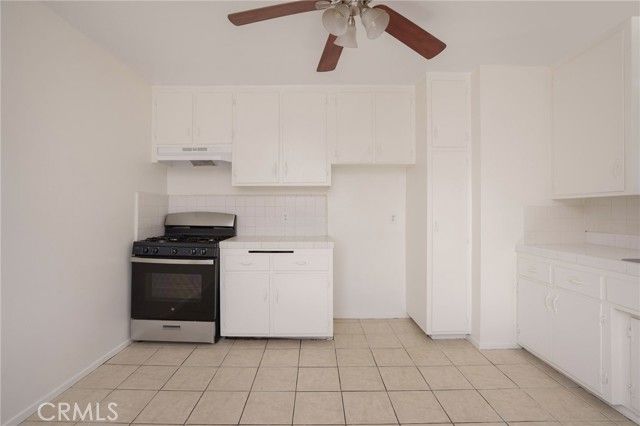 533 Hyde Park Place, Inglewood, CA 90302
