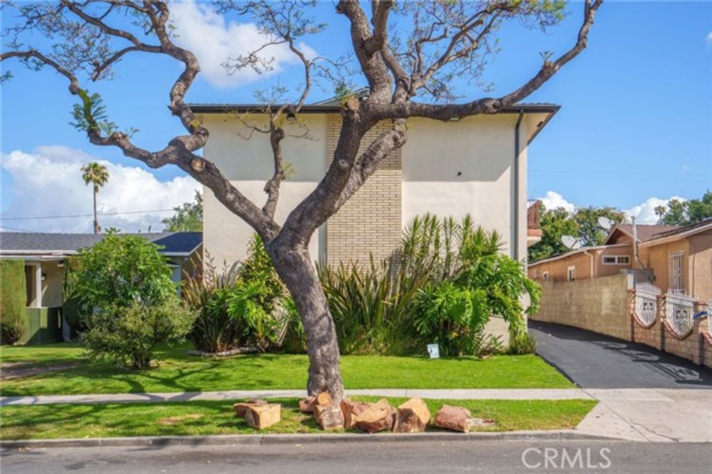 533 Hyde Park Place, Inglewood, CA 90302