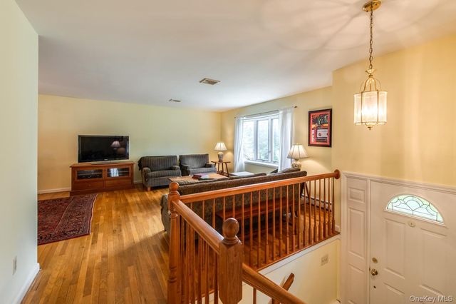 284 Waterbury Hill Road, Lagrangeville, NY 12540
