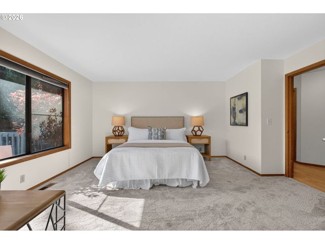 1244 Ne 56TH Ct, Hillsboro, OR 97124