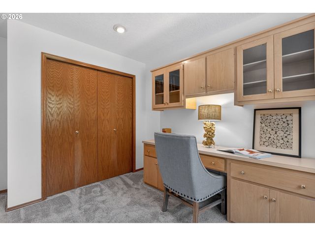 1244 Ne 56TH Ct, Hillsboro, OR 97124