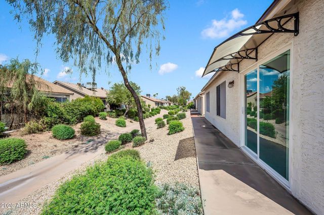 1770 E WESTCHESTER Drive, Chandler, AZ 85249