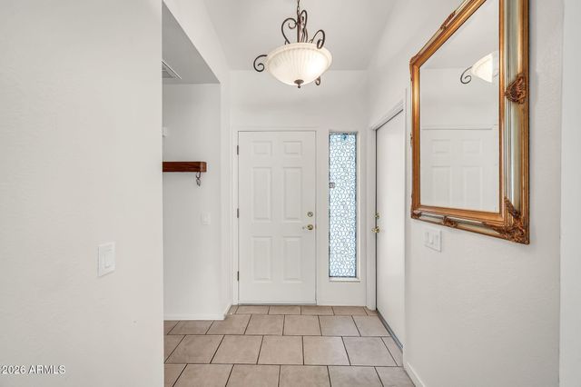1770 E WESTCHESTER Drive, Chandler, AZ 85249