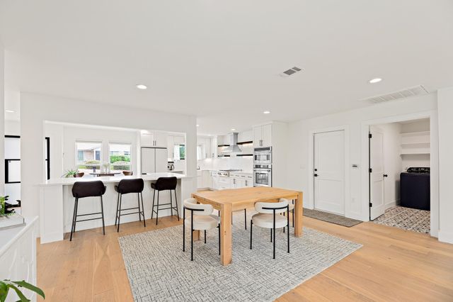 5700 Sutherlin RD, Austin, TX 78723