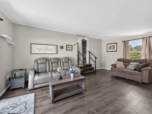 251 Farmview Drive, Walworth, NY 14502
