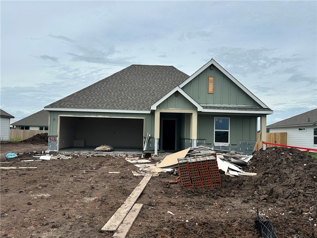 413 Combine Road, Snook, TX 77878