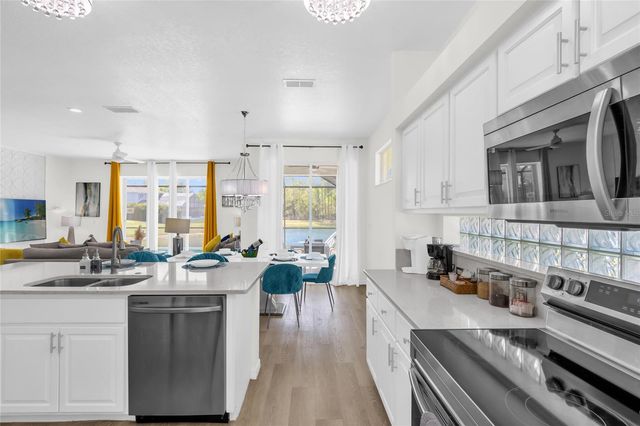 2908 SUNSET LAKES BOULEVARD, Kissimmee, FL 34747