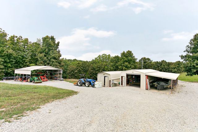 1572 Ashes Creek Lane, Bloomfield, KY 40008