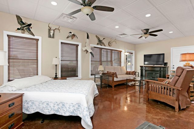 1572 Ashes Creek Lane, Bloomfield, KY 40008