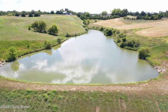 1572 Ashes Creek Lane, Bloomfield, KY 40008