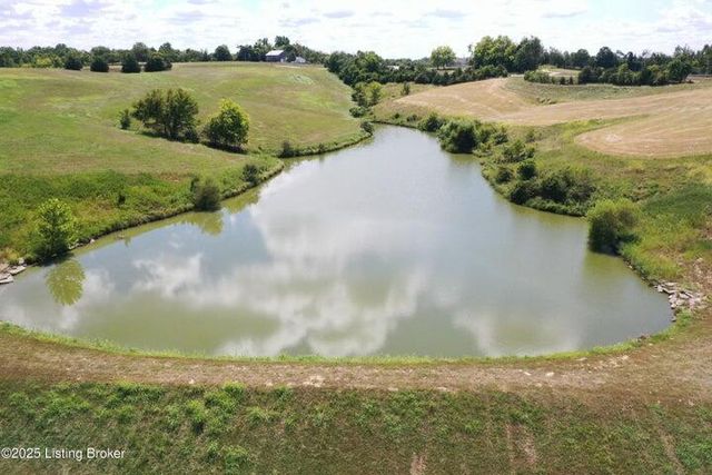 1572 Ashes Creek Lane, Bloomfield, KY 40008