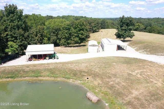 1572 Ashes Creek Lane, Bloomfield, KY 40008