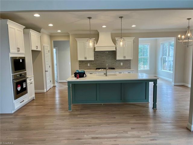 4011 Estate Drive, Lewisville, NC 27023