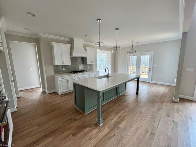 4011 Estate Drive, Lewisville, NC 27023