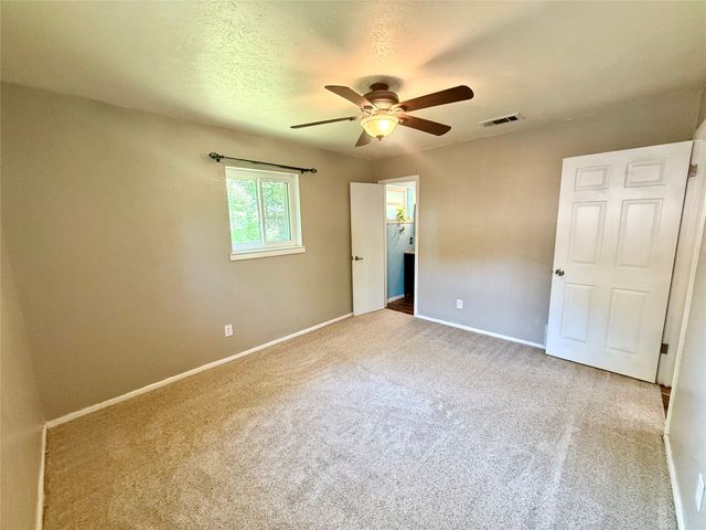 6728 Karen Drive, North Richland Hills, TX 76180