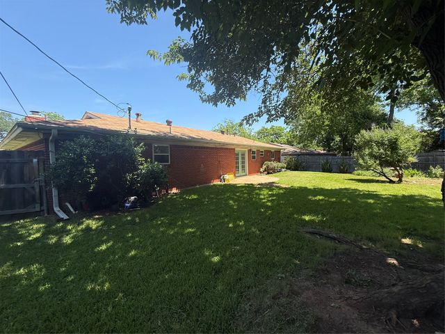 6728 Karen Drive, North Richland Hills, TX 76180