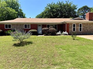 6728 Karen Drive, North Richland Hills, TX 76180