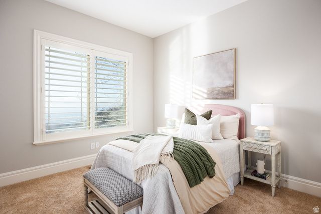 407 E HIDDEN LAKE DR, Bountiful, UT 84010