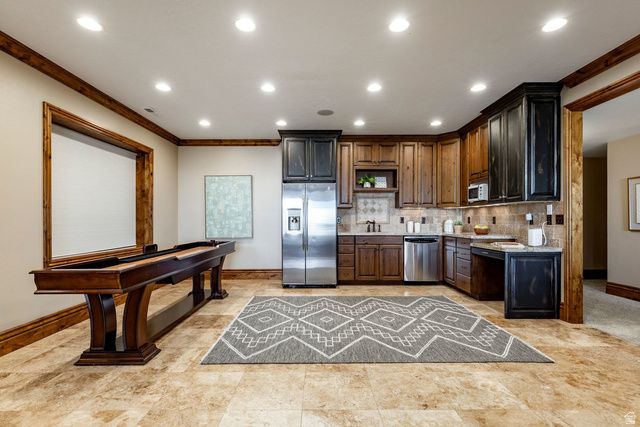 407 E HIDDEN LAKE DR, Bountiful, UT 84010