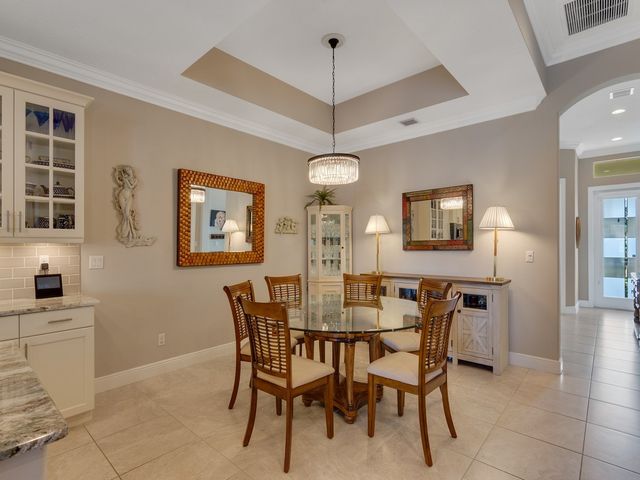 7468 Oak Crest Lane 7468, Vero Beach, FL 32966