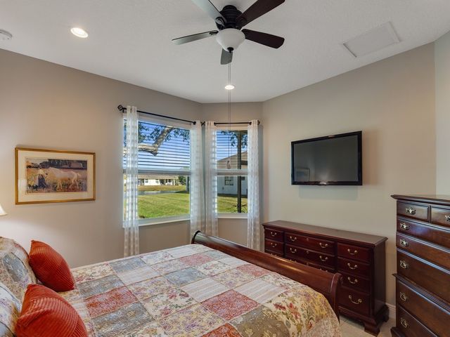 7468 Oak Crest Lane 7468, Vero Beach, FL 32966