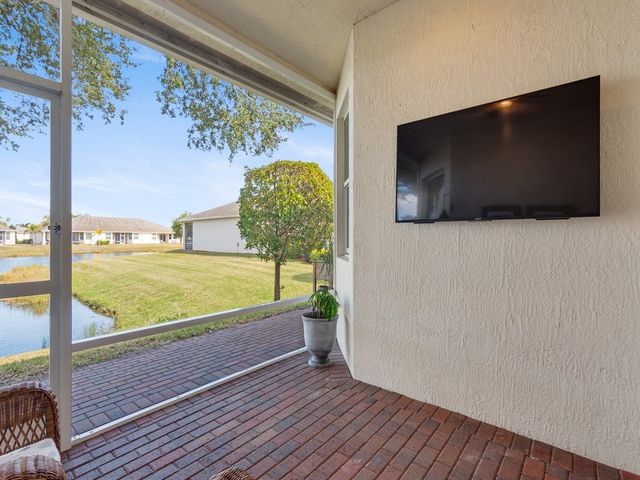 7468 Oak Crest Lane 7468, Vero Beach, FL 32966