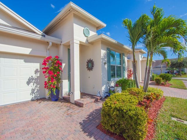 7468 Oak Crest Lane 7468, Vero Beach, FL 32966
