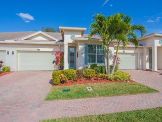 7468 Oak Crest Lane 7468, Vero Beach, FL 32966