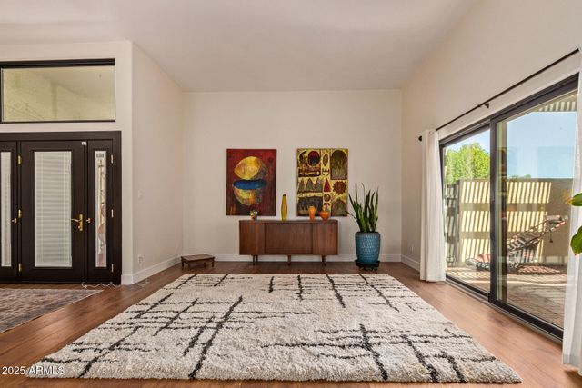 2111 W MARLETTE Avenue, Phoenix, AZ 85015