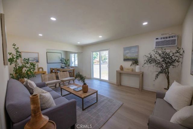 2559 Kellogg Park Drive, Pomona, CA 91768