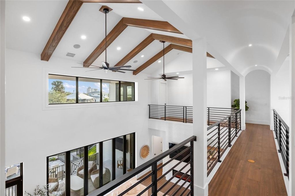 Image 32 of property listing at 4634 HIGEL AVENUE, Sarasota, FL 34242