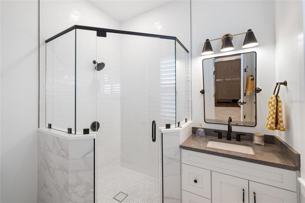 Image 72 of property listing at 4634 HIGEL AVENUE, Sarasota, FL 34242