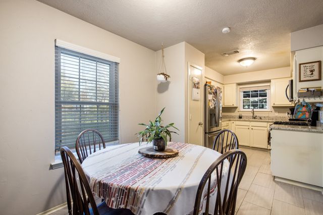 2000 Navajo Street, Denton, TX 76209