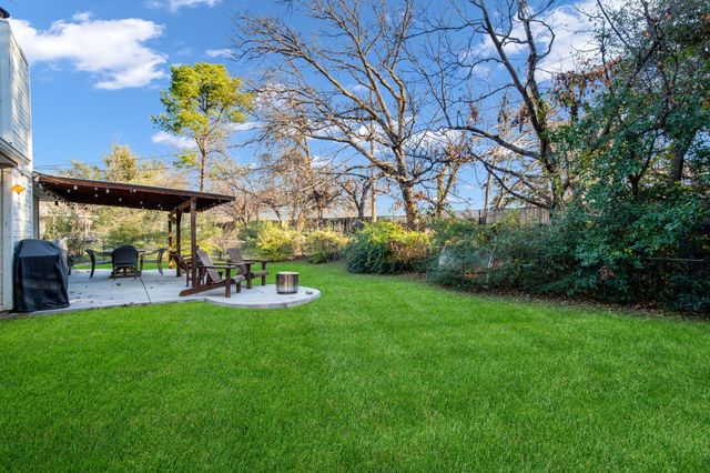 2000 Navajo Street, Denton, TX 76209