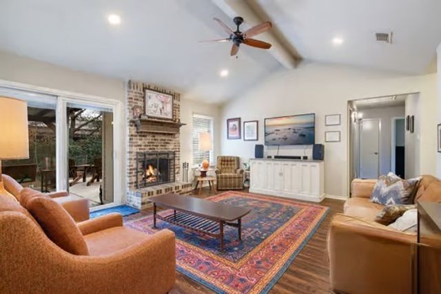 2000 Navajo Street, Denton, TX 76209