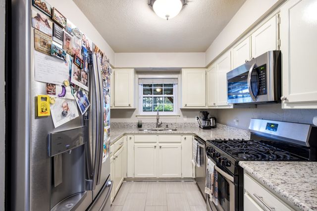 2000 Navajo Street, Denton, TX 76209