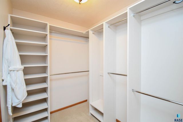 4101 S Florence Ave Avenue, Sioux Falls, SD 57103