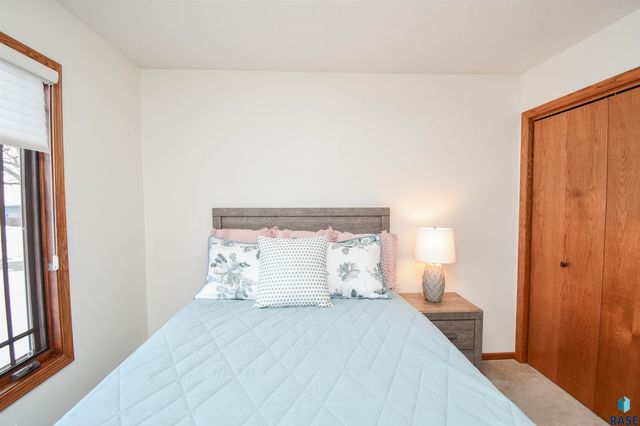 4101 S Florence Ave Avenue, Sioux Falls, SD 57103